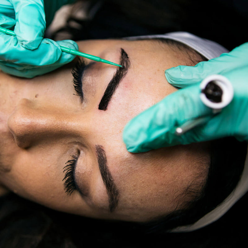 Få mest muligt ud af dine microbladed, laminerede eller farvede bryn