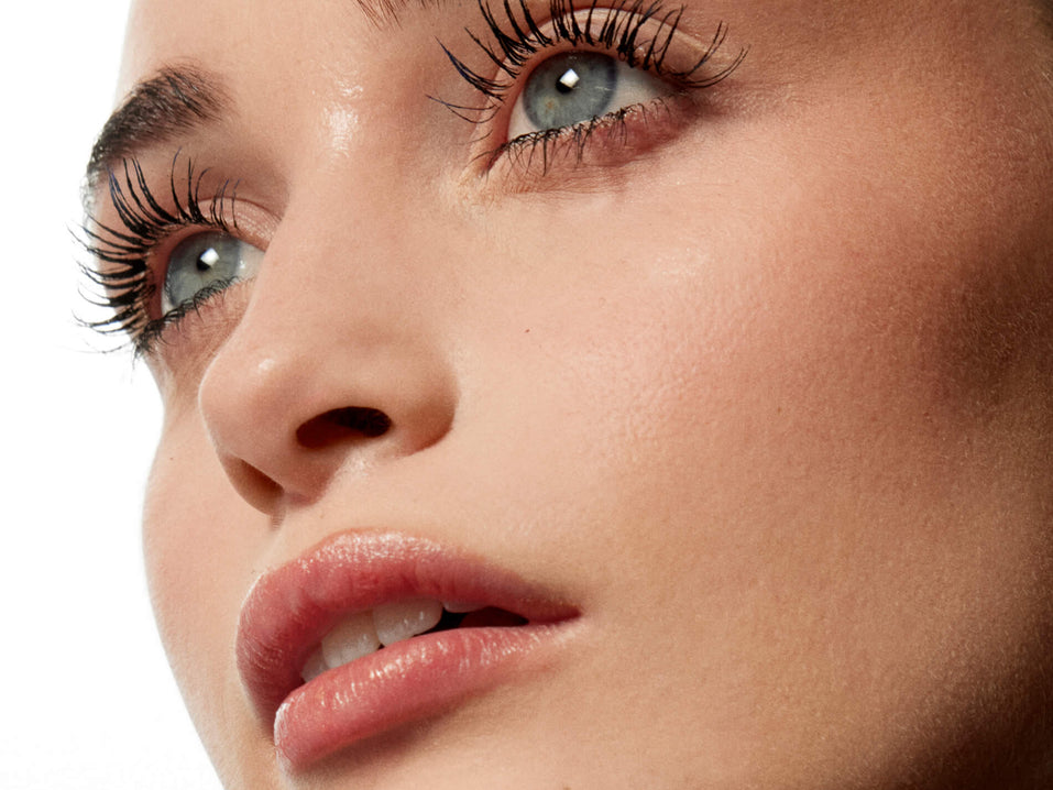 Vipper & Bryn: Hemmeligheden bag et minimalistisk makeup-look